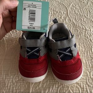 Surprize by Stride Rite- size 4- NWT